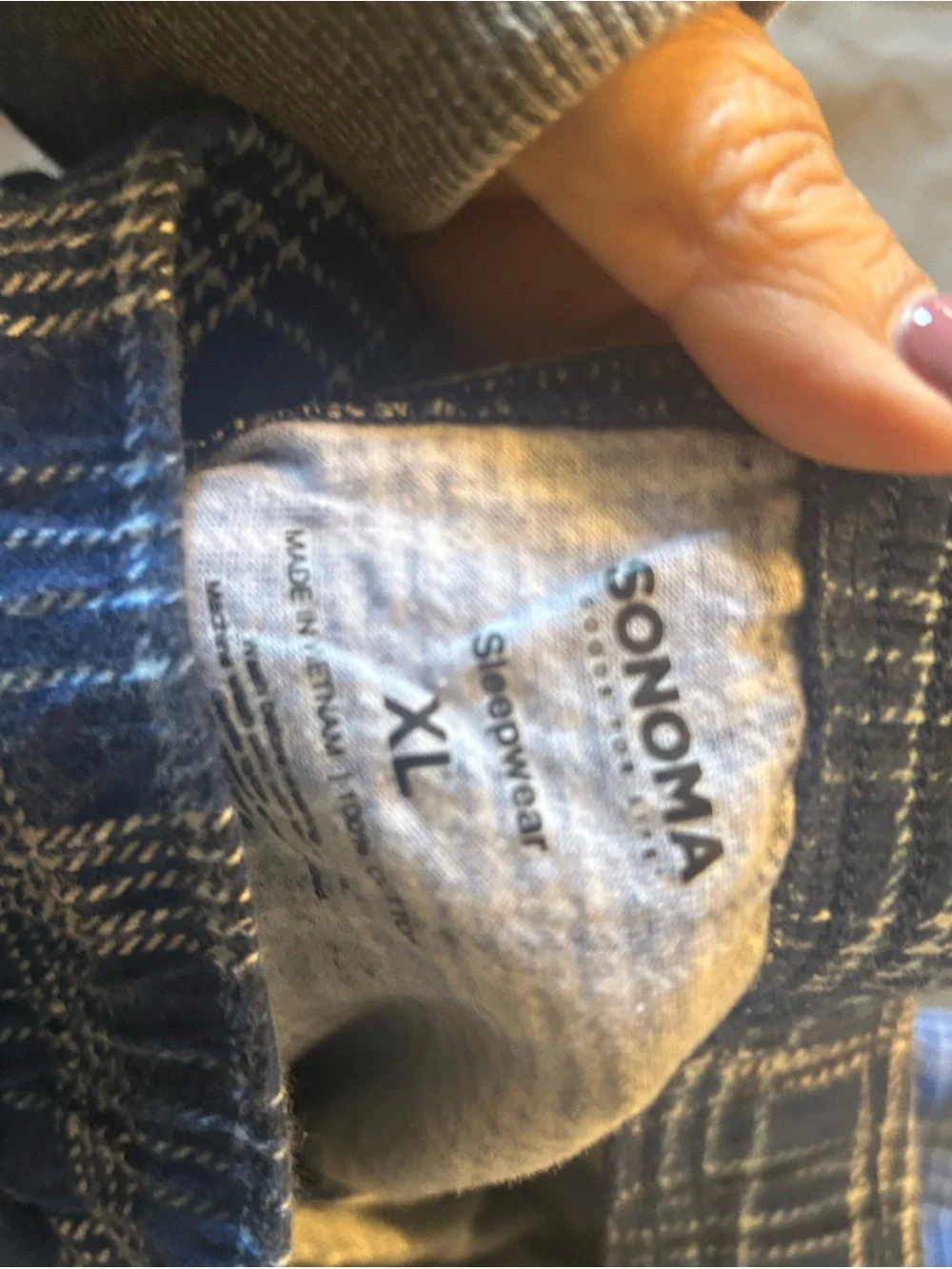 Old Navy Gray and Cream Plaid Lounge Pants assorted brands . Size XXL